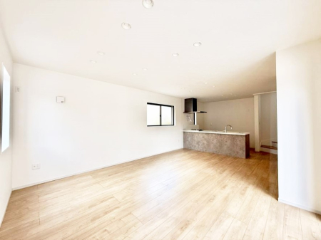 ���r���O ���������ƕ���������A�����b�N�X�ł�����