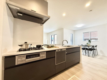 �L�b�`�� �������Ƒ����J��[�߂�A������̂���L�b�`��