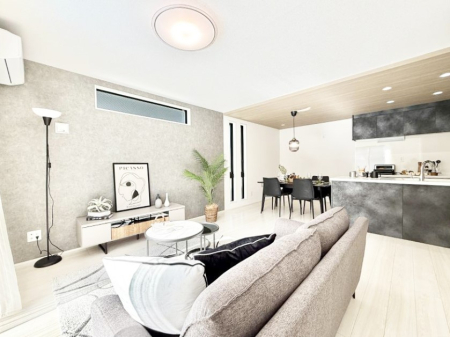 ���r���O �������S���������ꏊ�A�������߂����郊�r���O