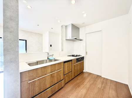 �L�b�`�� ���������y���݂ƐH�ׂ�K����͂���L�b�`��