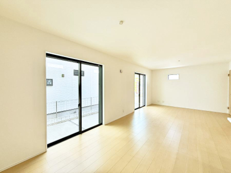 ���̑����� �������Ƒ��̏Ί炪���ӂ��A���났�̋��