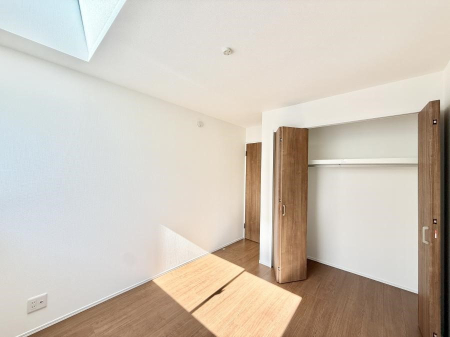 ���̑����� �������D��ŉ��₩�Ȏ��Ԃ��������