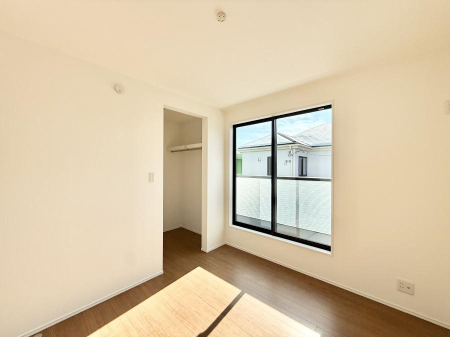 �Q�� ���������̔z�u��ʋC���̗ǂ��݌v�ŕ����̋�C�������炸�A��ɐV�N�ȋ�C������܂�