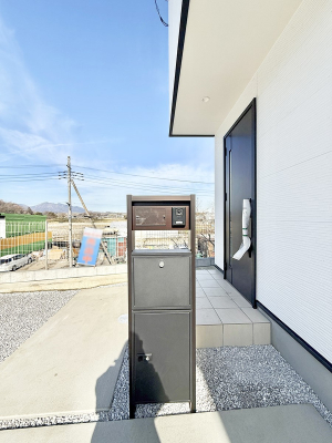 ���� �O�ρ� �V���v���Ŕ������A�Z�܂��̑���ۂ��ʂ錺�ւł�