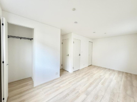 �q������ �������Ƌ�⃌�C�A�E�g�����R�ɔz�u�ł��邽�ߎg�����肪�ǂ����K�ɉ߂����܂�