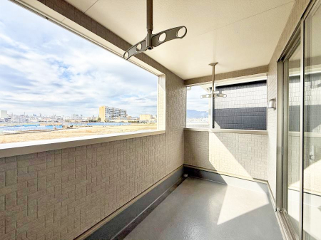 �o���R�j�[ ������ �S�n�悢���ƌ���������A���났�̃o���R�j�[