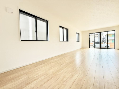 ���r���O ���������R�Ɖ�b�����܂��A�S�n�悢�ЂƂƂ�