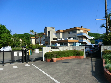 ���ӊ� ���w�Z 340m �����q�s�����R���w�Z