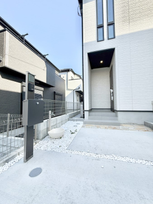 ���� �O�ρ� �V���v���Ŕ������A�Z�܂��̑���ۂ��ʂ錺�ւł�