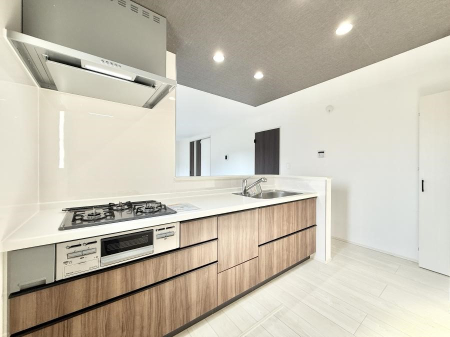 �L�b�`�� �������Ƒ����J��[�߂�A������̂���L�b�`��