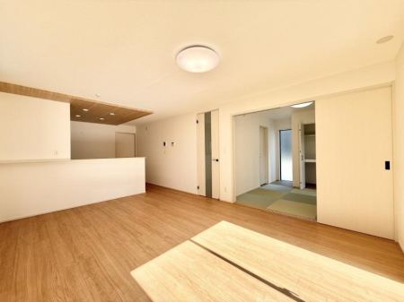 ���r���O ���������ƕ���������A�����b�N�X�ł�����