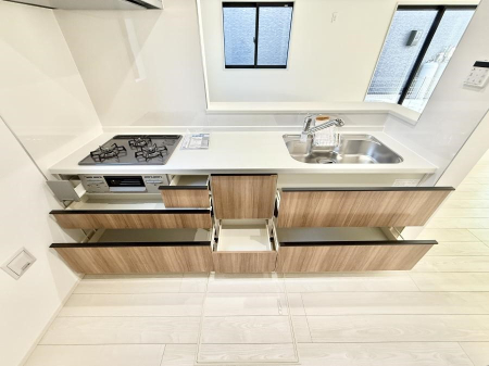 �L�b�`�� �������Ƒ����J��[�߂�A������̂���L�b�`��