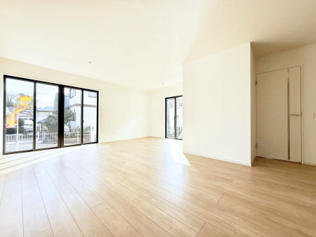 ���̑����� �������ӂƂ����u�ԂɍK����������A�S�n�悢�ꏊ