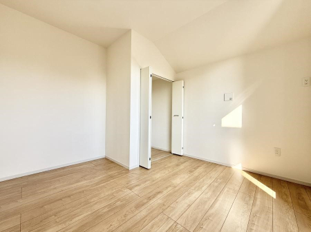 ���̑����� �������D��ŉ��₩�Ȏ��Ԃ��������