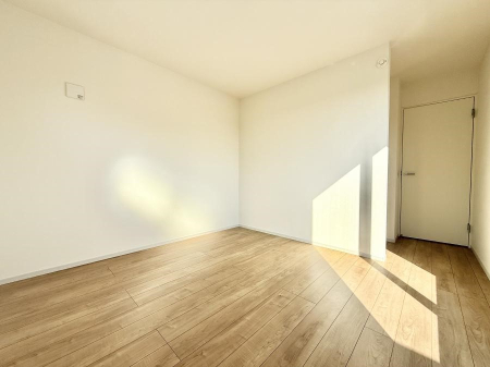 ���̑����� �����������������F�����̂������ŉ��₩�Ȏ��Ԃ��y���߂܂�