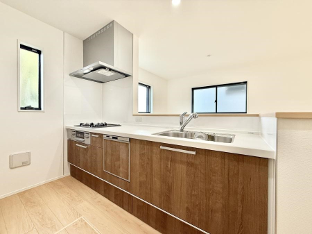 �L�b�`�� ���������y���݂ƐH�ׂ�K����͂���L�b�`��