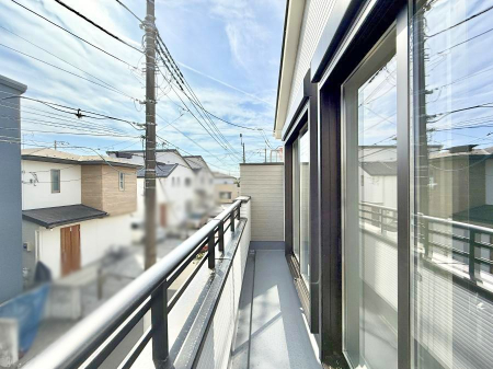 �o���R�j�[ ������ �G�߂̈ڂ낢����������J���I�ȋ�Ԃł�