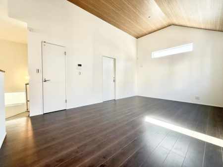 ���r���O ���������R�Ɖ�b�����܂��A�S�n�悢�ЂƂƂ�