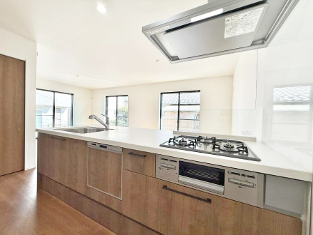 �L�b�`�� �������Ƒ����J��[�߂�A������̂���L�b�`��