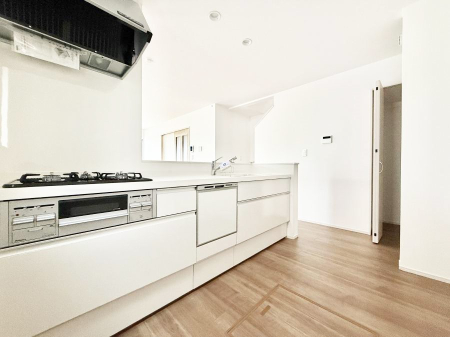 �L�b�`�� �������Ƒ����J��[�߂�A������̂���L�b�`��