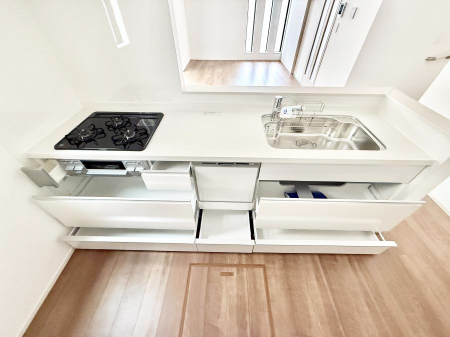 �L�b�`�� �����������������Ɗy�����Ȃ�A���K�ȃL�b�`�����