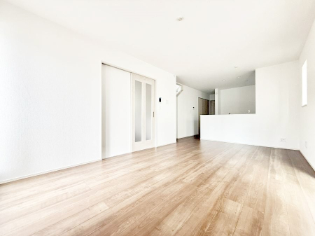 ���r���O ���������R�Ɖ�b�����܂��A�S�n�悢�ЂƂƂ�