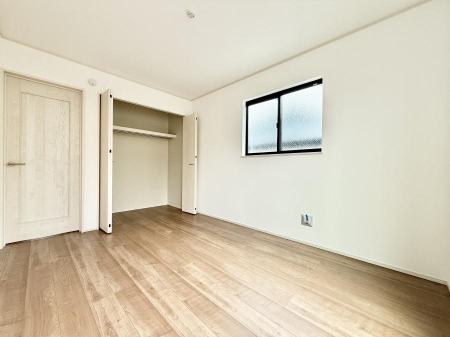 �Q�� ���������̔z�u��ʋC���̗ǂ��݌v�ŕ����̋�C�������炸�A��ɐV�N�ȋ�C������܂�