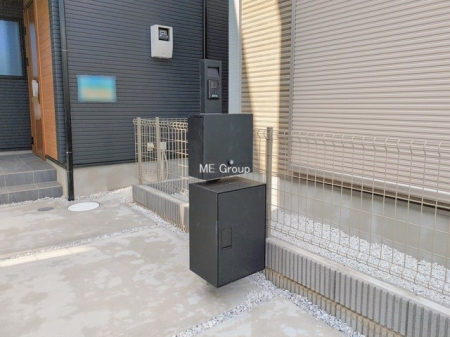 ���̑����� �ݔ����s�ݎ��ł��ו����󂯎���֗��ȑ�z�{�b�N�X