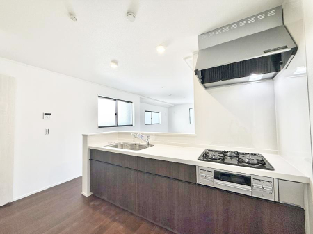 �L�b�`�� �������V���v���Ŕ������S�n�悢���Ԃ𐶂ރL�b�`�����