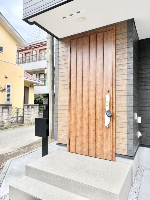 ���� �O��