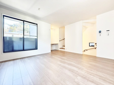 ���r���O ���������R�Ɖ�b�����܂��A�S�n�悢�ЂƂƂ�