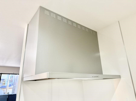 ���̑����� �ݔ����������̏��C����������C��ɗU������A�����I�ɔr�����ł��܂��B