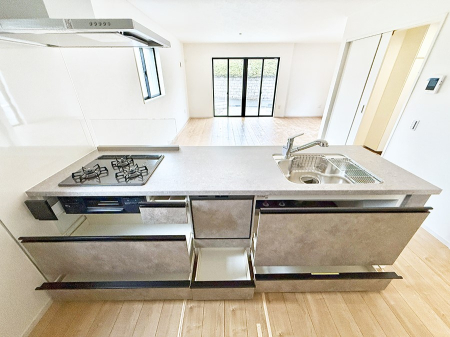 �L�b�`�� �����������������Ɗy�����Ȃ�A���K�ȃL�b�`�����