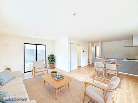 ���r���O ���������났�ƏΊ炪�W�܂�A�S���܂郊�r���O