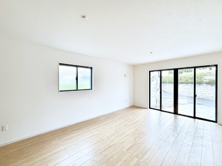 ���r���O ���������R�Ɖ�b�����܂��A�S�n�悢�ЂƂƂ�