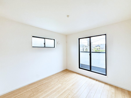 �Q�� ���������̔z�u��ʋC���̗ǂ��݌v�ŕ����̋�C�������炸�A��ɐV�N�ȋ�C������܂�