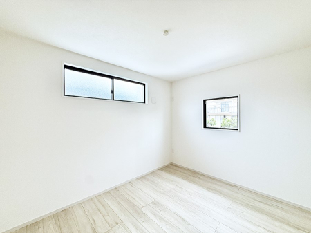 �q������ �������v���C�x�[�g��ԂƂ��ĐÂ��ŗ�������������񋟂��Ă���܂�