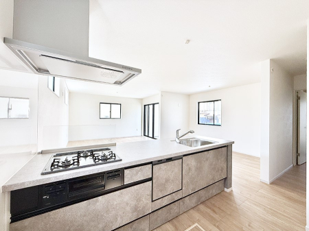 �L�b�`�� �������V���v���Ŕ������S�n�悢���Ԃ𐶂ރL�b�`�����