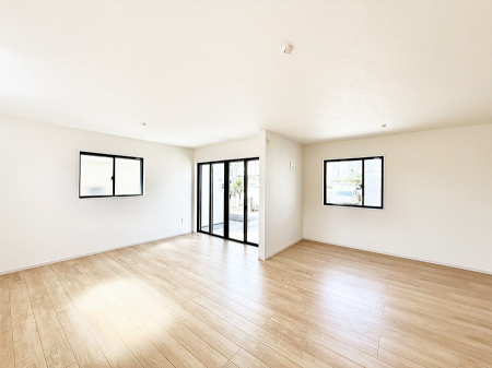 ���̑����� �������Ƒ��̏Ί炪���ӂ��A���났�̋��