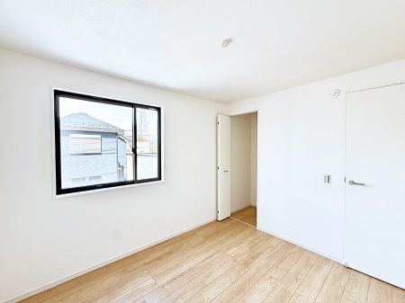 �q������ �������v���C�x�[�g��ԂƂ��ĐÂ��ŗ�������������񋟂��Ă���܂�