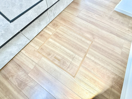 ���̑����� �ݔ����B�ꂽ���[�X�y�[�X�ŉƑS�̂��X�b�L��