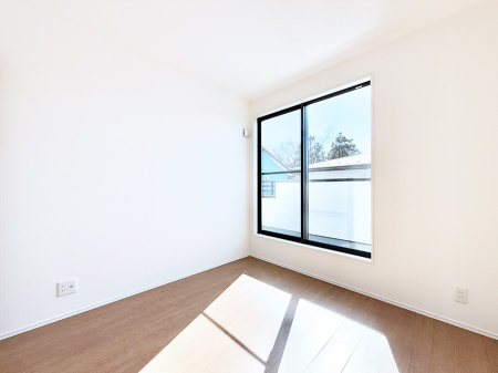 �Q�� ���������̔z�u��ʋC���̗ǂ��݌v�ŕ����̋�C�������炸�A��ɐV�N�ȋ�C������܂�