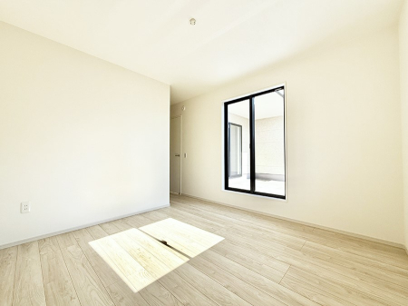 �q������ �������v���C�x�[�g��ԂƂ��ĐÂ��ŗ�������������񋟂��Ă���܂�