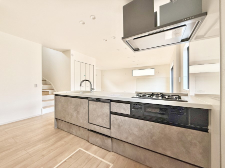 �L�b�`�� ���������y���݂ƐH�ׂ�K����͂���L�b�`��