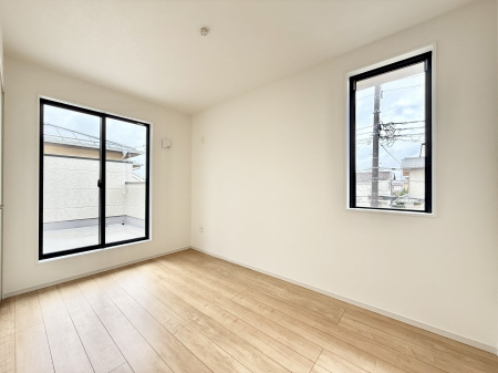 �Q�� ���������̔z�u��ʋC���̗ǂ��݌v�ŕ����̋�C�������炸�A��ɐV�N�ȋ�C������܂�