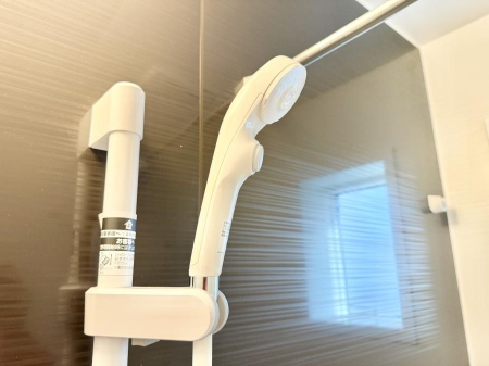 ���̑����� �ݔ����킴�킴�V�����[�����̃��o�[�܂Ŏ��L�΂��K�v���Ȃ��A�ȒP�Ɏ~���ł���