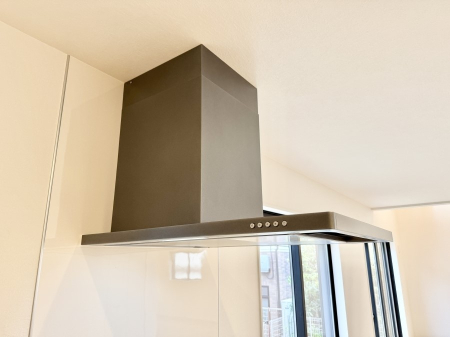 ���̑����� �ݔ����������̏��C����������C��ɗU������A�����I�ɔr�����ł��܂��B