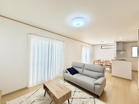 ���r���O ���������났�ƏΊ炪�W�܂�A�S���܂郊�r���O