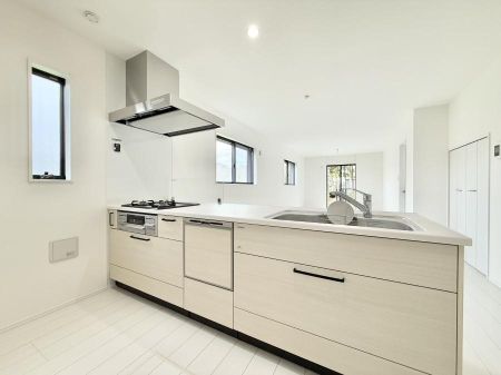 �L�b�`�� �������Ƒ����J��[�߂�A������̂���L�b�`��