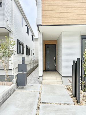 ���� �O�ρ� �V���v���Ŕ������A�Z�܂��̑���ۂ��ʂ錺�ւł�